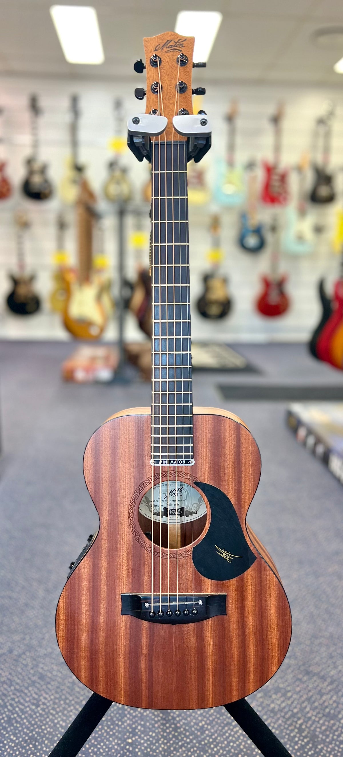 Maton EMM 6 Mini Maton Guitar All Mahogany In Hardcase ( Pre Owned )-Maton-Infinite Music