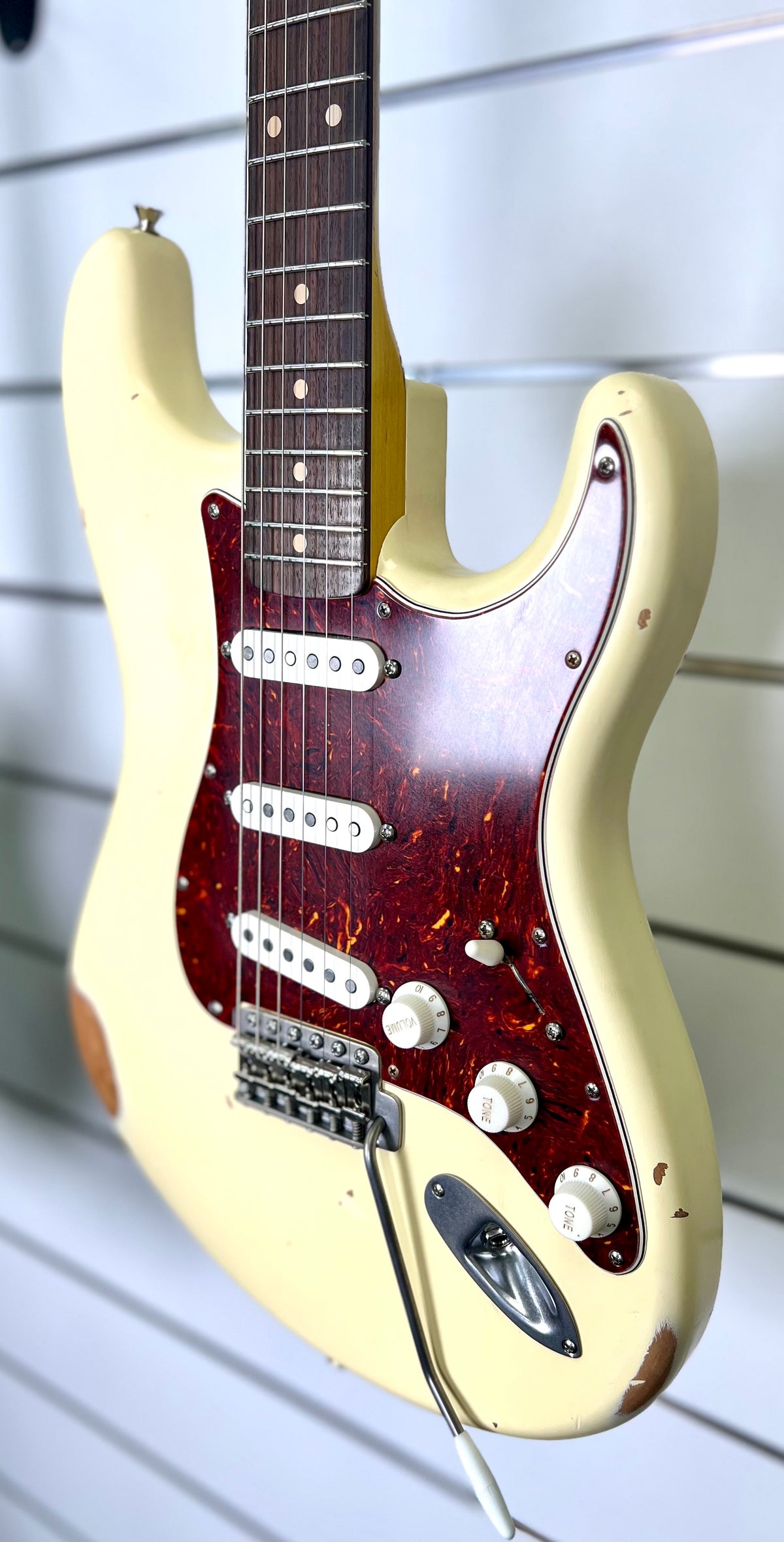 Nash Guitars S63 SSS - Alder Body -Rosewood FB -Vintage White - Medium Aging W/Nash Hardcase-Nash Guitars-Infinite Music