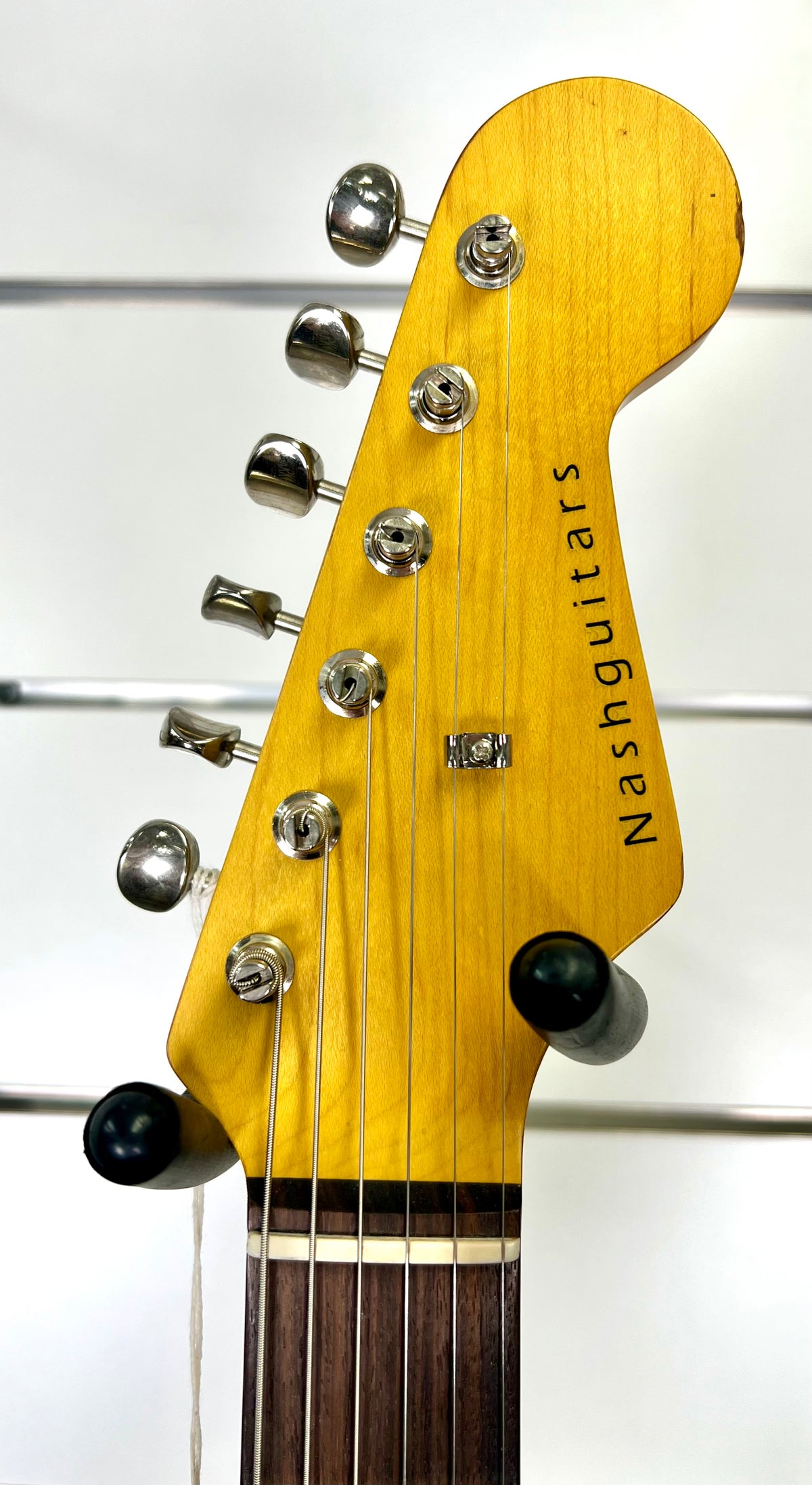 Nash Guitars S63 SSS - Alder Body -Rosewood FB -Vintage White - Medium Aging W/Nash Hardcase-Nash Guitars-Infinite Music