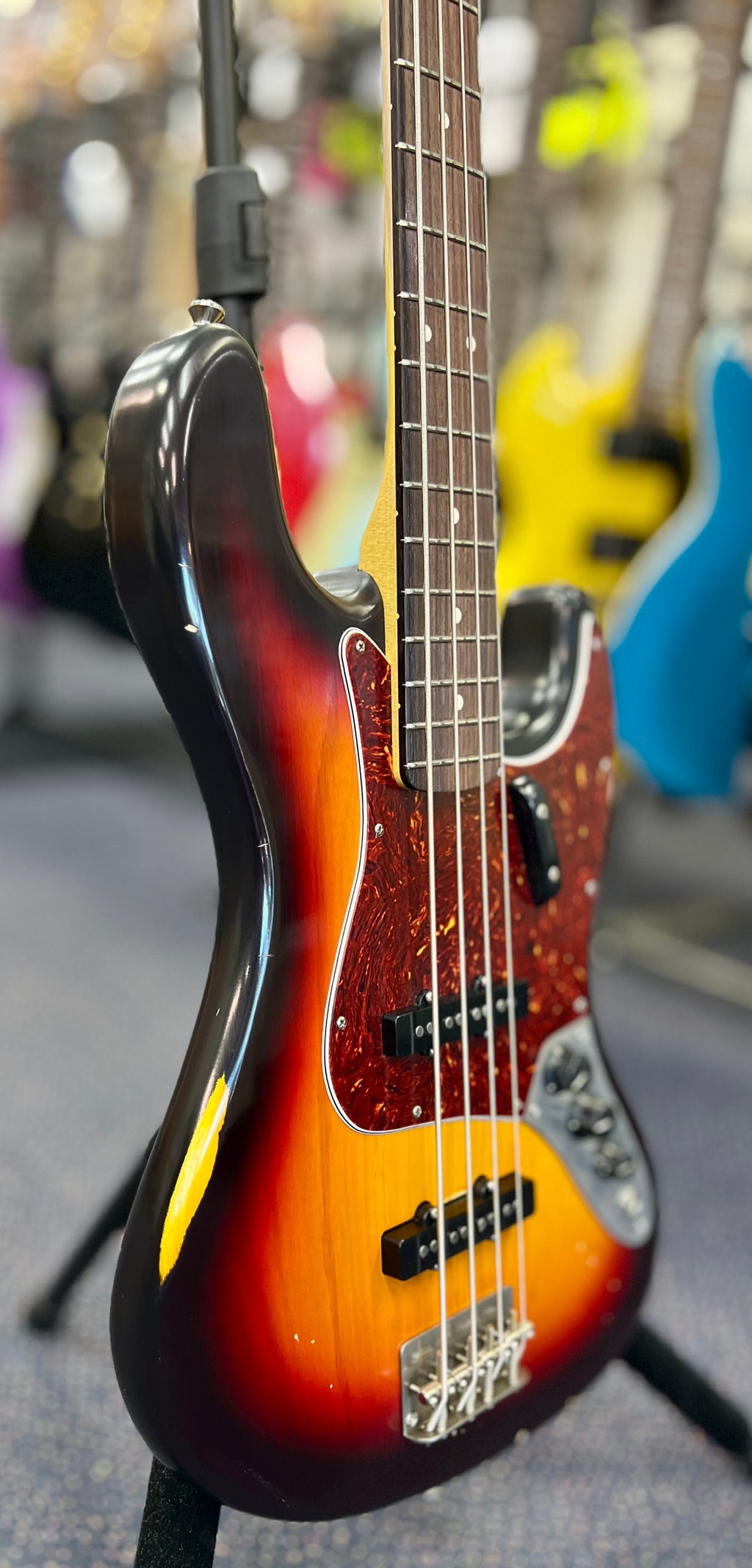 Nash JB63 J Bass - Ash Body -Rosewood FB - 3 Tone Sunburst - Light Ageing W/- Nash Hardcase (Copy)-Nash Guitars-Infinite Music