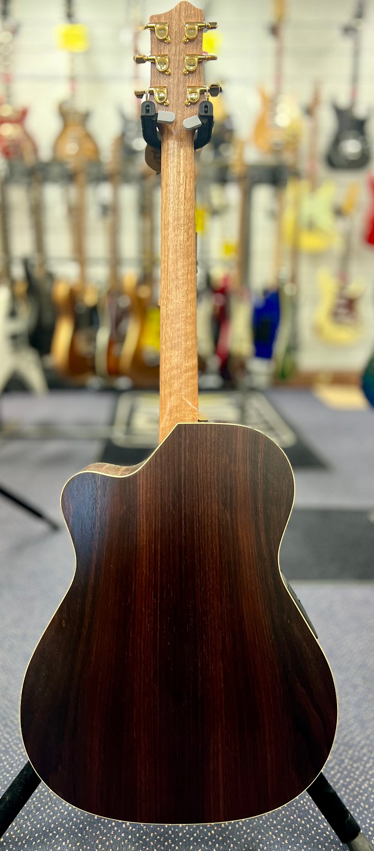 Pratley Studio Series OM Cutaway Model All Solid Indian Rosewood B/S Sitka Spruce Top - W/- Hardcase-Pratley Guitars-Infinite Music