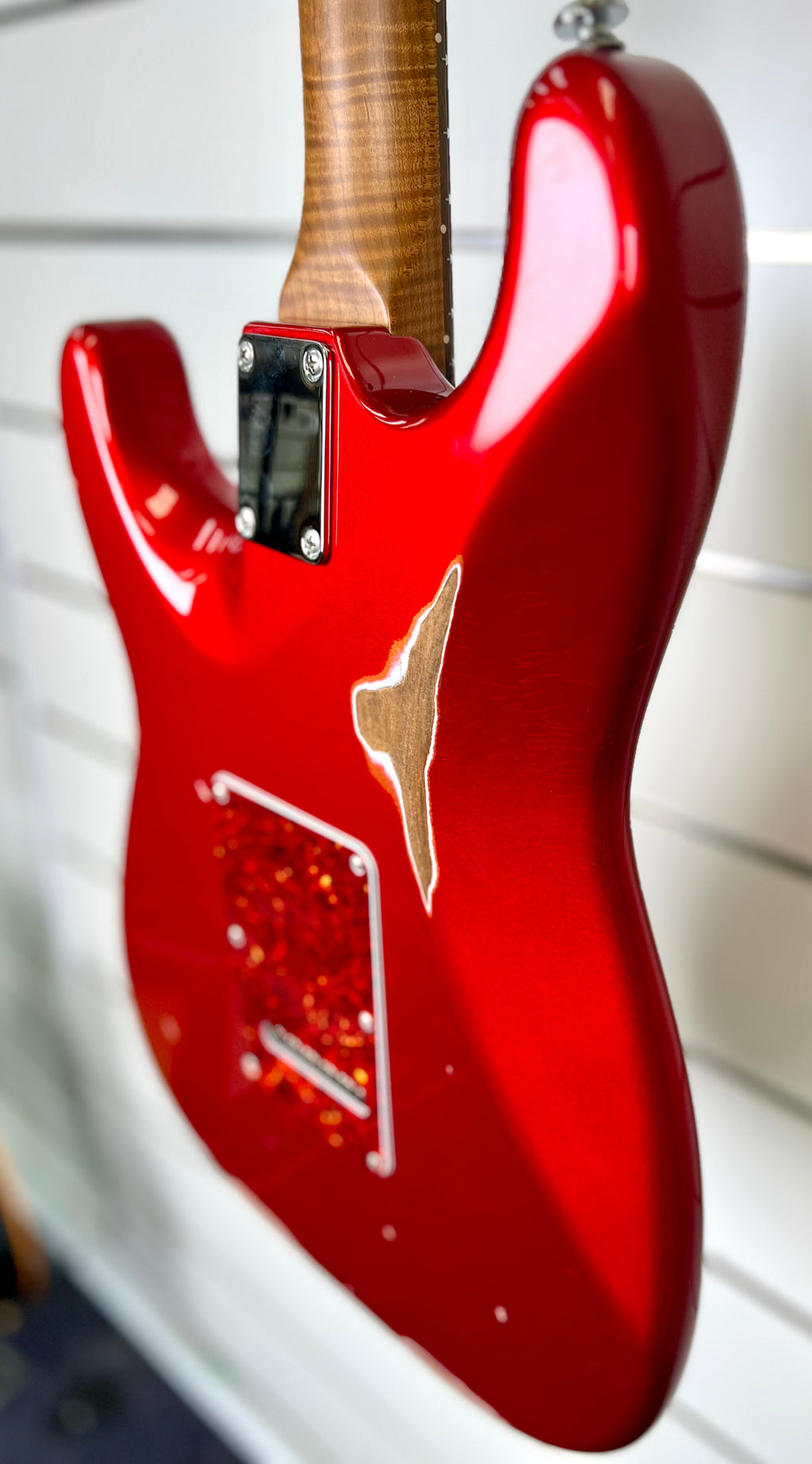 Suhr Dealer Select Classic Antique HSS - Roasted Flame Maple Neck / Rosewood FB - Candy Apple Red W/- Hard Case-Suhr-Infinite Music