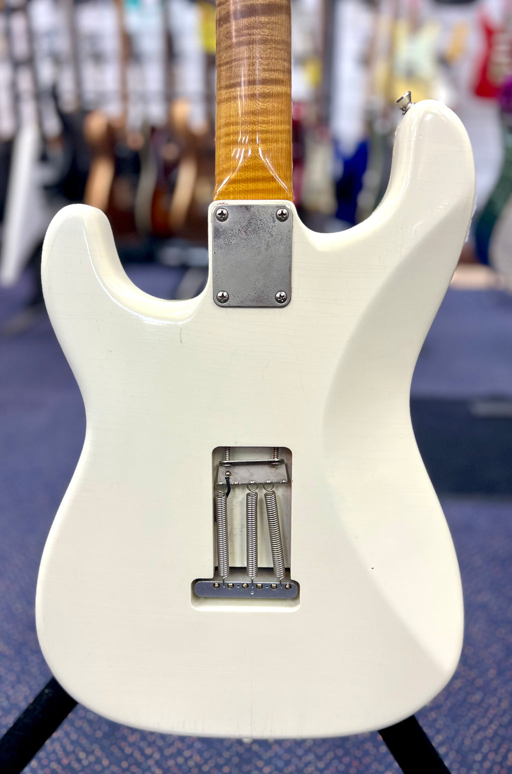 TMG Dover HSS S Style - Olympic White - Flame Maple Neck- RW fingerboard- W/- G&G Hardcase (Pre Owned)-TMG-Infinite Music