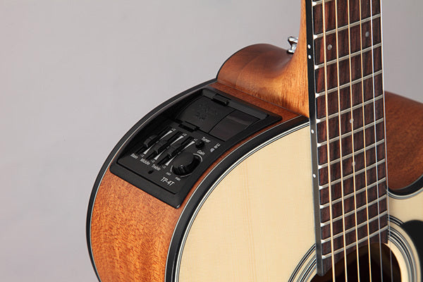Takamine G Mini Series AC/EL "Takamini" Guitar with Cutaway in Natural Satin Finish Comes with Takamine Deluxe Gig Bag-Takamine-Infinite Music