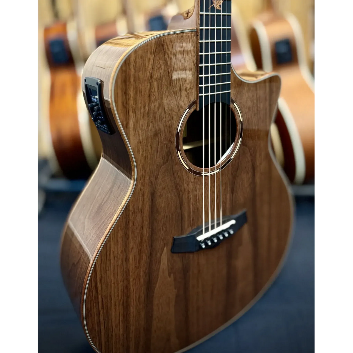Tanglewood Winterleaf Exotic Superfolk Solid Top Venetian C/E Guitar all Black Walnut [TWX6-CE-BW]-Tanglewood-Infinite Music