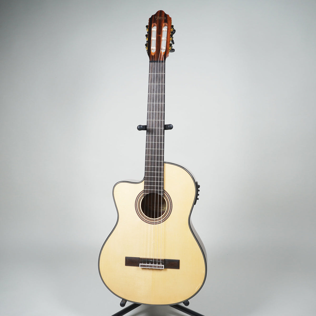 Valencia 560 Series 4/4 size Left Hand Classical Guitar with Pickup-Valencia-Infinite Music