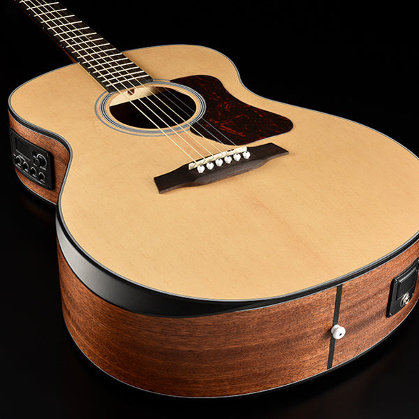Walden G550RE Natura Solid Grand Auditorium Acoustic-Electric w/ Armrest - Open Pore Satin Natural-Walden-Infinite Music