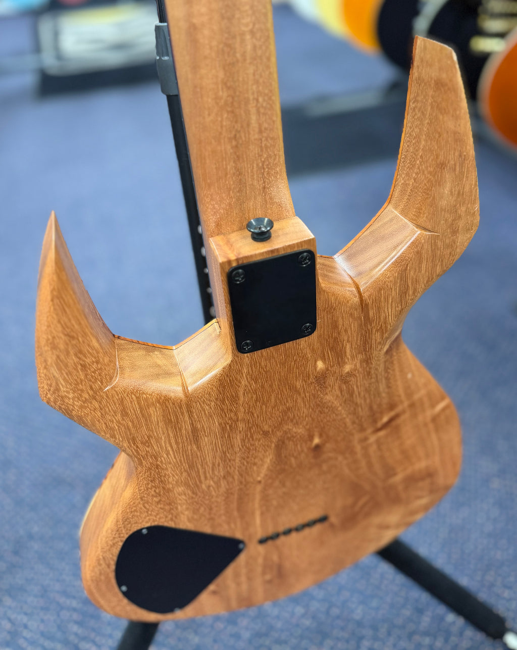 Walton Guitars - Red Ash-Walton Guitars-Infinite Music