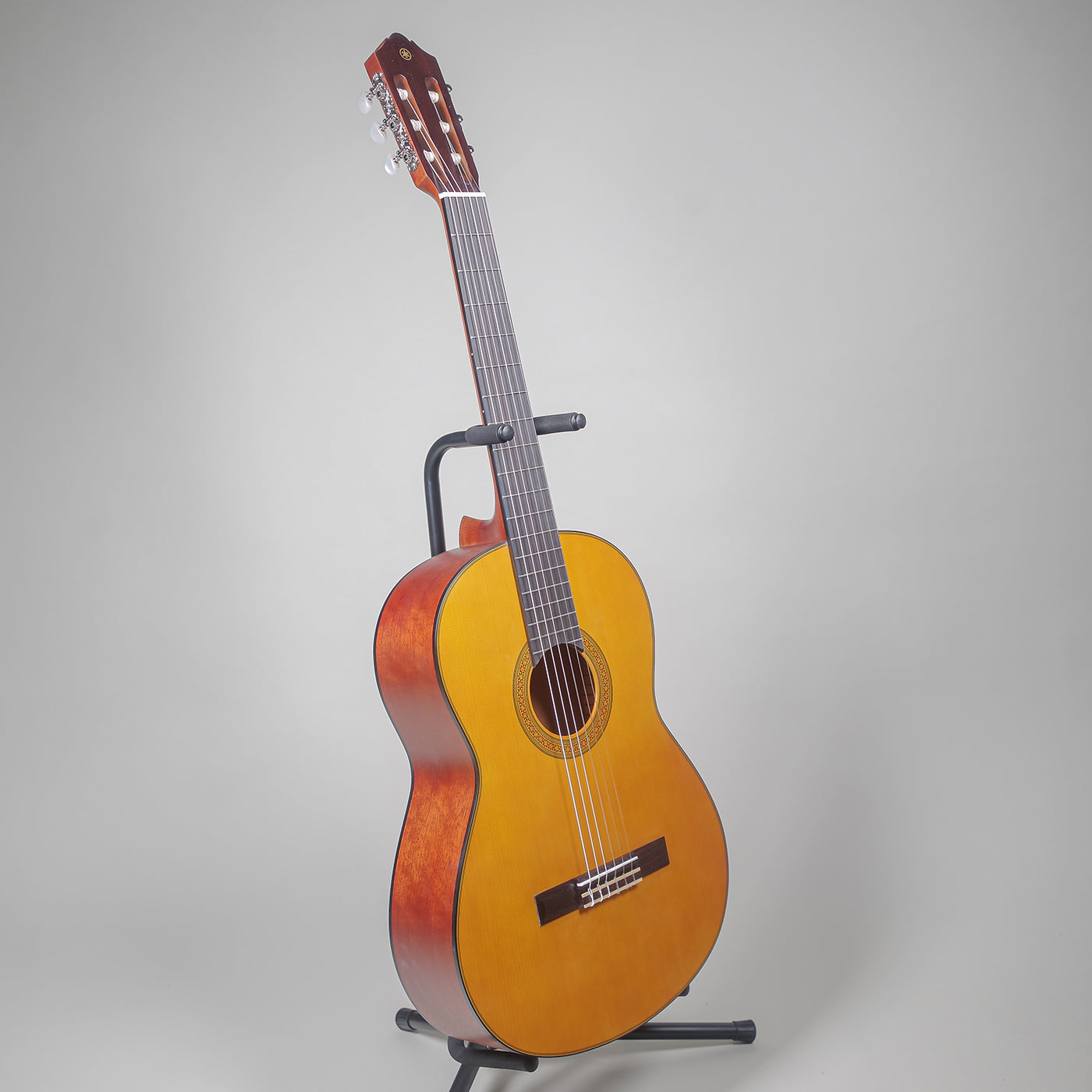 Yamaha CG122MS Classical Guitar