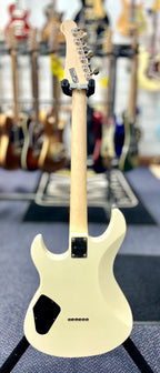 Yamaha Pacifica PAC311H Electric Guitar - Vintage White ( Pre Owned )-Yamaha-Infinite Music